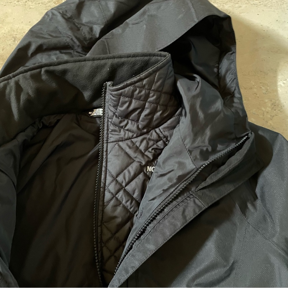 The North Face Hyvent 3-in-1 Triclimate Jakcet - Picture 3 of 12